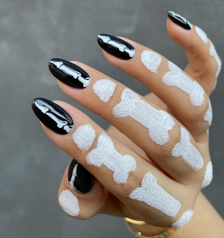Skeleton Bones