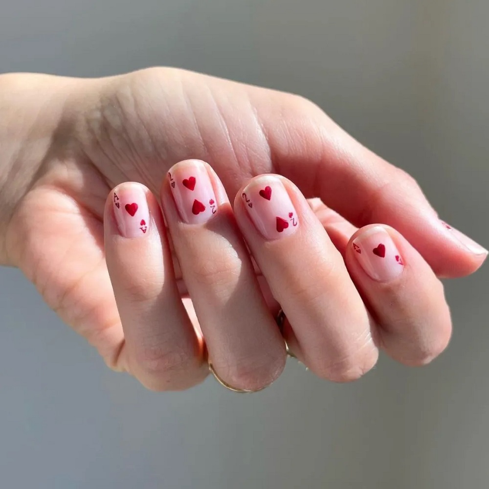 bettina20ace20of20hearts20valentines20nails