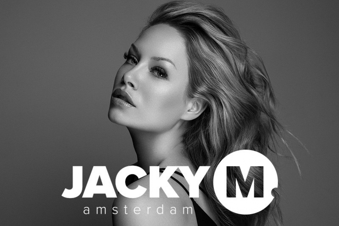 Premium προϊόντα βλεφαρίδων από την Jacky M. Amsterdam