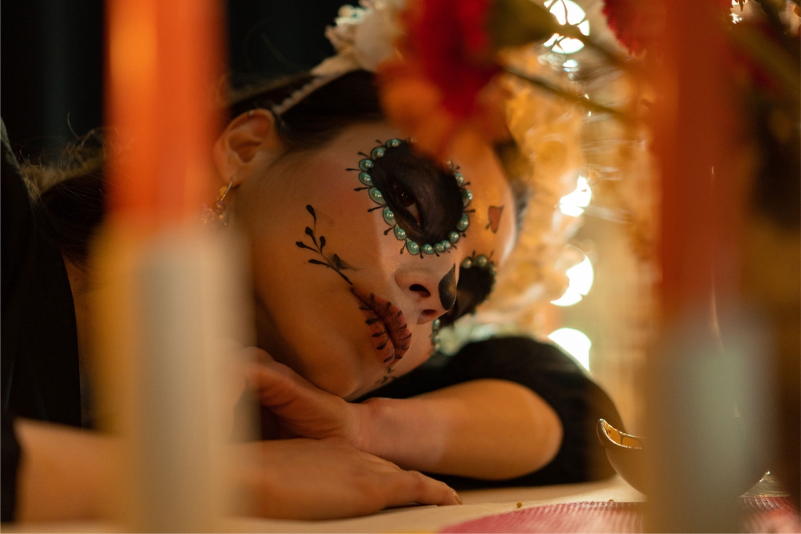 Halloween: 2 πρωτότυπες ιδέες για το κομμωτήριο ή το κέντρο αισθητικής σου