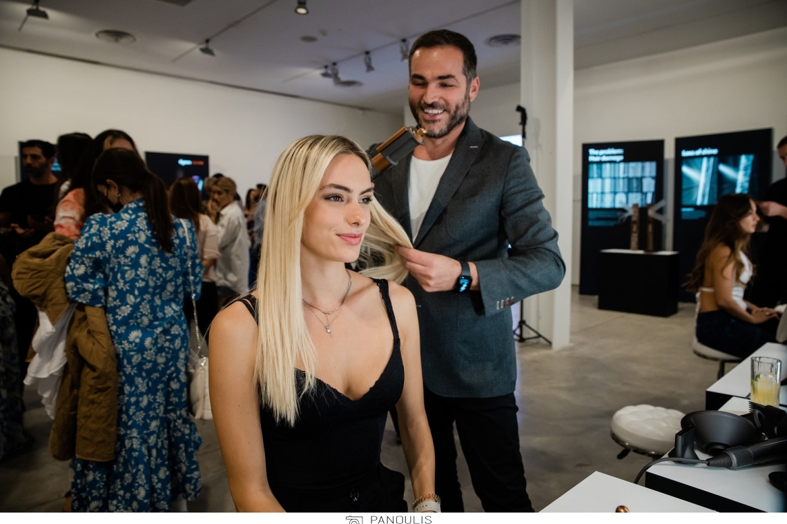 To Dyson Airwrap συστήνεται στην ελληνική αγορά μέσα από ένα φαντασμαγορικό Hair Science Event