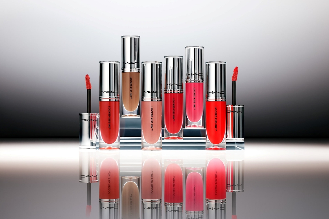 Η MAC Cosmetics παρουσιάζει το νέο MAC Locked Kiss Ink 24HR Lipcolour