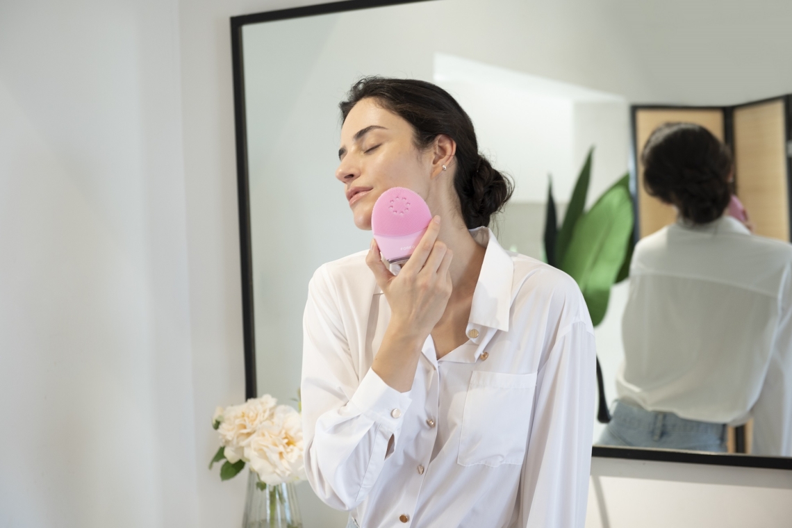 Η FOREO λανσάρει το LUNA 4 PLUS