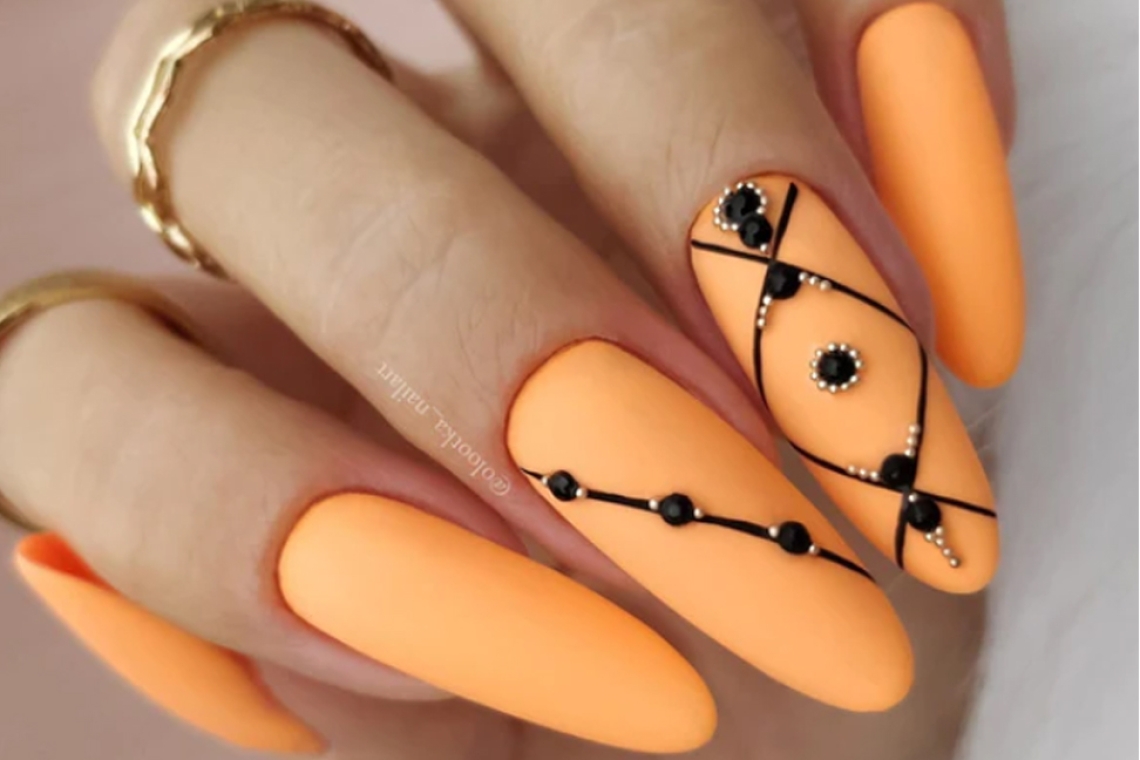 Η CLARESA προτείνει 7 ανοιξιάτικες αποχρώσεις για το 2023