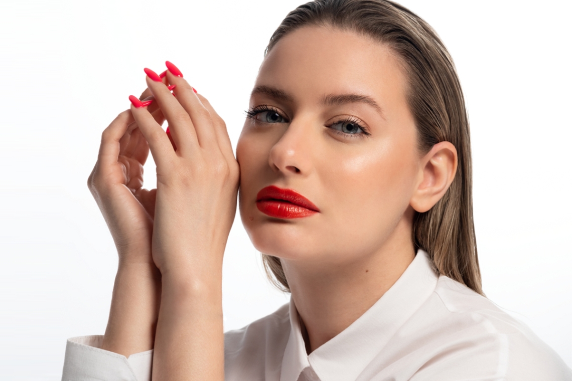 Η ID Concept beauty υποδέχεται το καλοκαίρι με ζωηρά χρώματα 