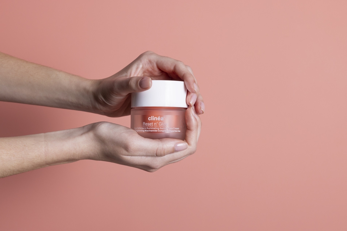 Clinéa Let's Glow: Νέα πρωτοποριακή σειρά αντιγήρανσης &amp; λάμψης