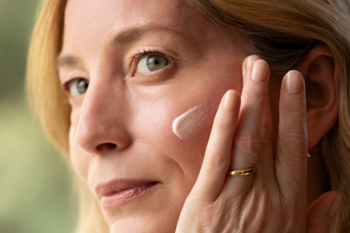 Η νέα Sisleÿa L’Intégral Anti-Âge καταπολεμά όλα τα είδη γήρανσης